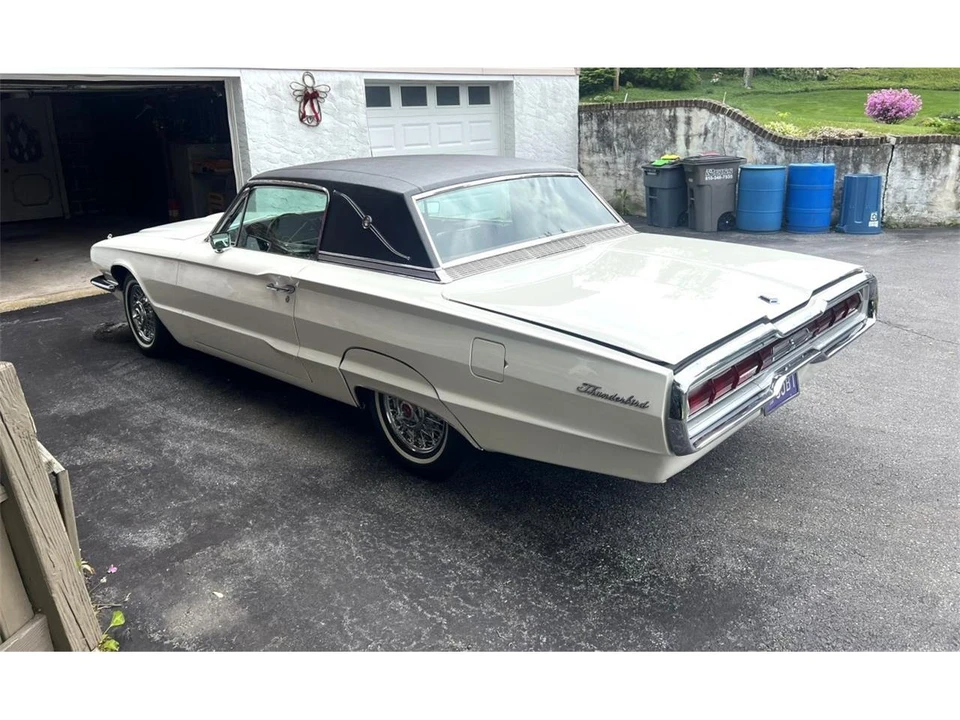 1966 Ford Thunderbird 4th Gen - Image 4 of 31