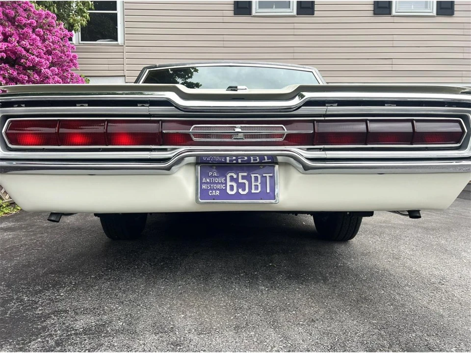 1966 Ford Thunderbird 4th Gen - Image 15 of 31