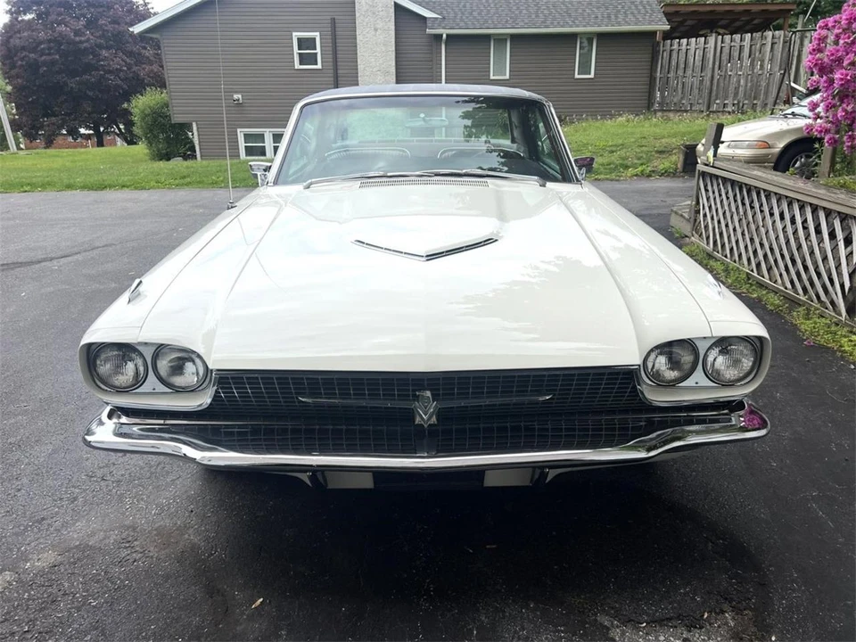1966 Ford Thunderbird 4th Gen - Image 10 of 31