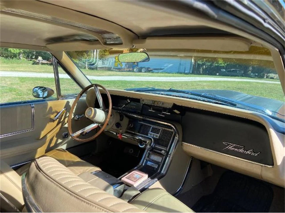 1966 Ford Thunderbird 4th Gen - Image 9 of 19