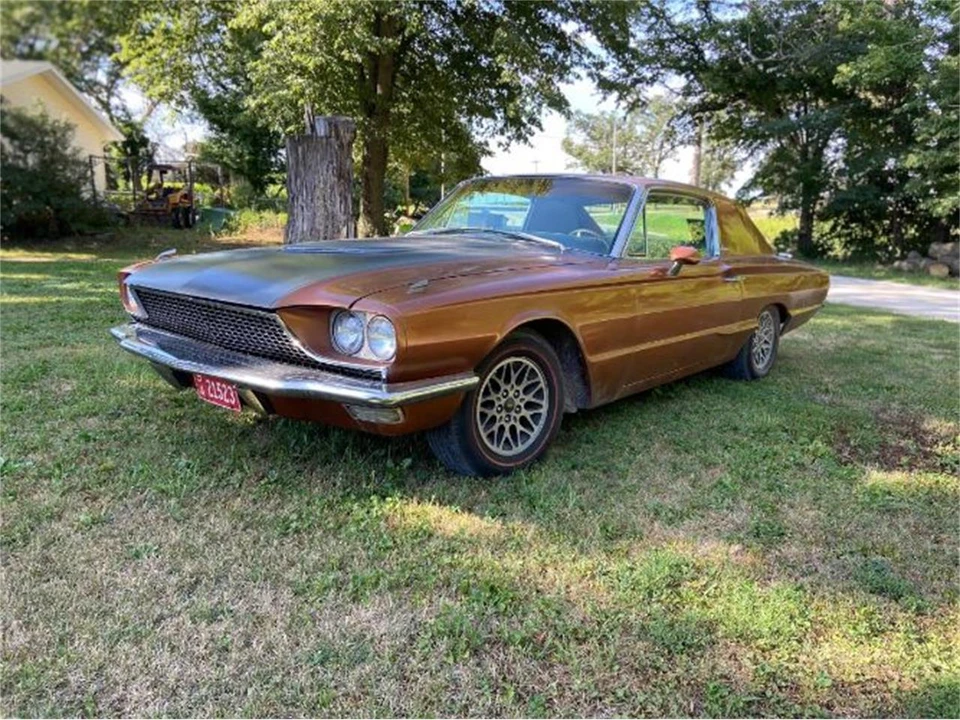 1966 Ford Thunderbird 4th Gen - Image 10 of 19