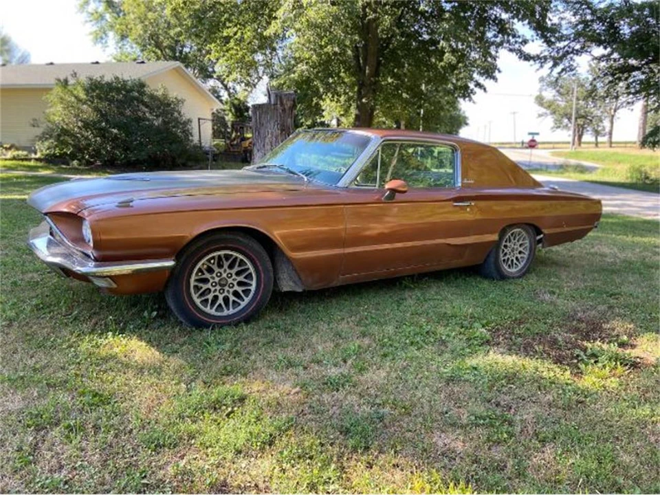 1966 Ford Thunderbird 4th Gen - Image 6 of 19