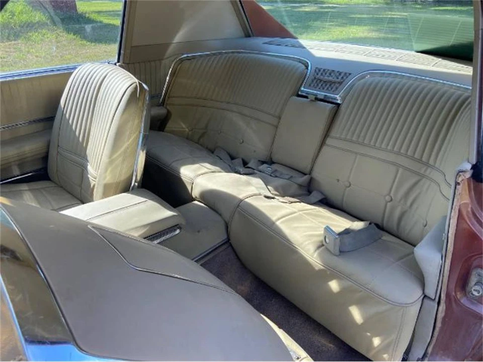 1966 Ford Thunderbird 4th Gen - Image 11 of 19
