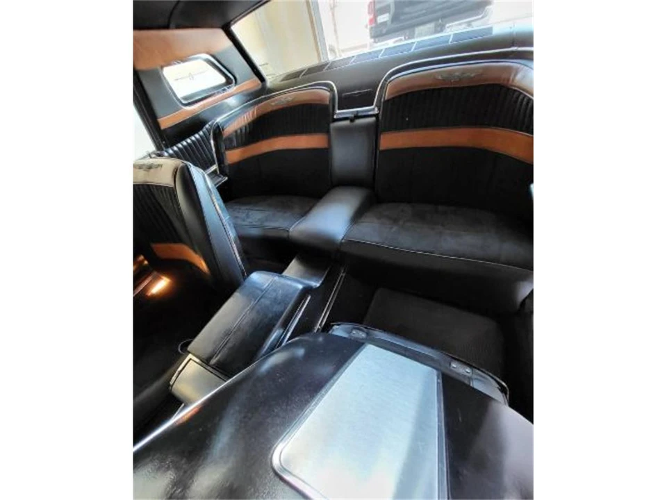 1966 Ford Thunderbird 4th Gen - Image 4 of 18