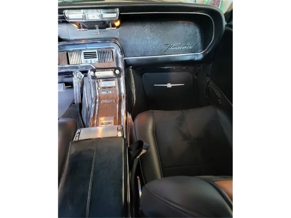 1966 Ford Thunderbird 4th Gen - Image 5 of 18