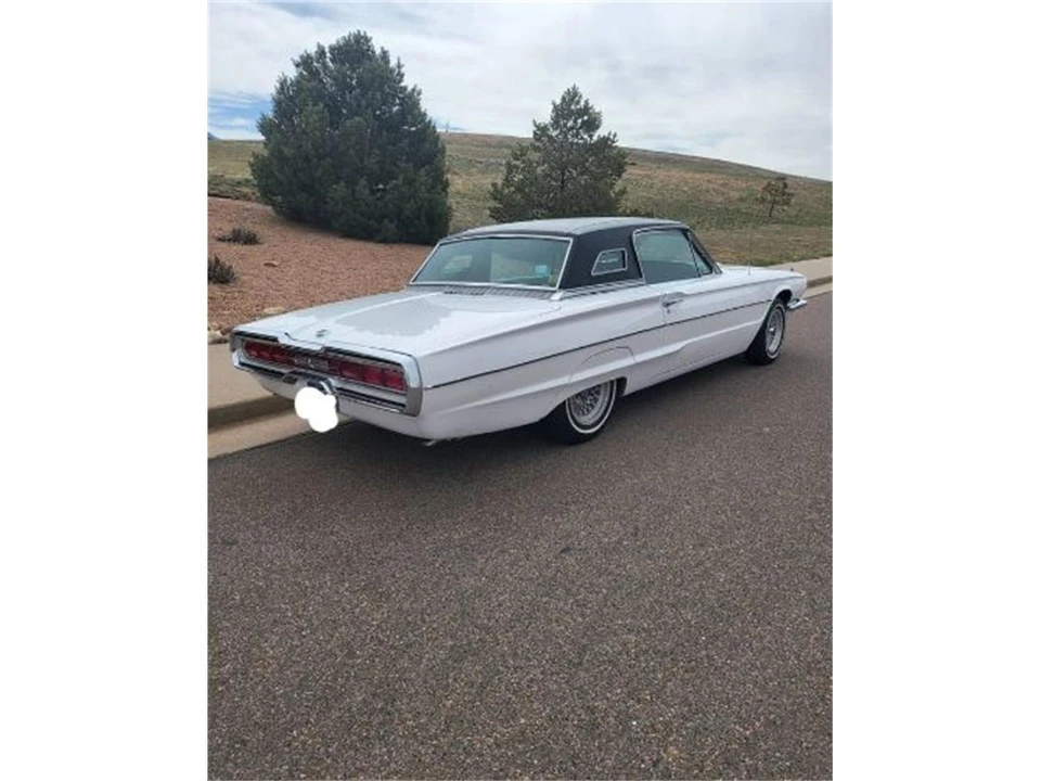 1966 Ford Thunderbird 4th Gen - Image 10 of 18