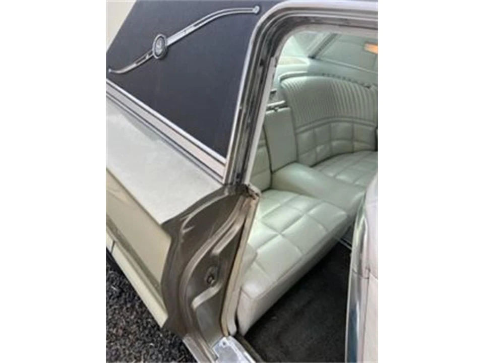 1966 Ford Thunderbird 4th Gen - Image 26 of 29