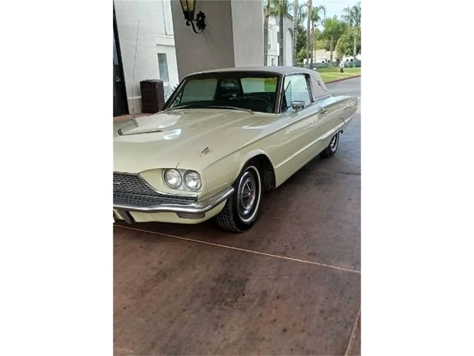 1966 Ford Thunderbird 4th Gen - Image 6 of 17