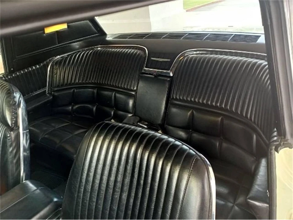 1966 Ford Thunderbird 4th Gen - Image 12 of 17