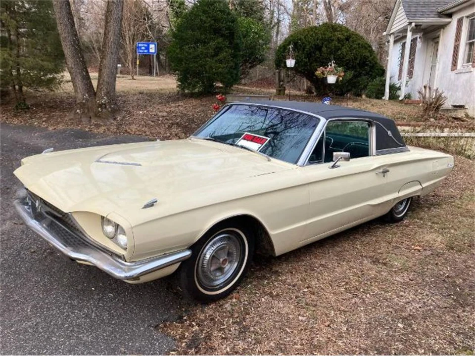 1966 Ford Thunderbird 4th Gen - Image 4 of 26