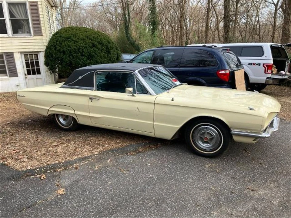 1966 Ford Thunderbird 4th Gen - Image 3 of 26
