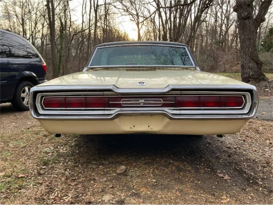 1966 Ford Thunderbird 4th Gen - Image 8 of 26