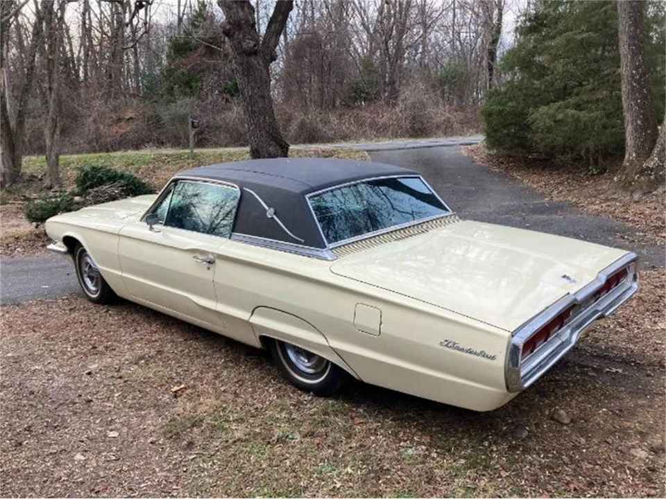 1966 Ford Thunderbird 4th Gen - Image 6 of 26