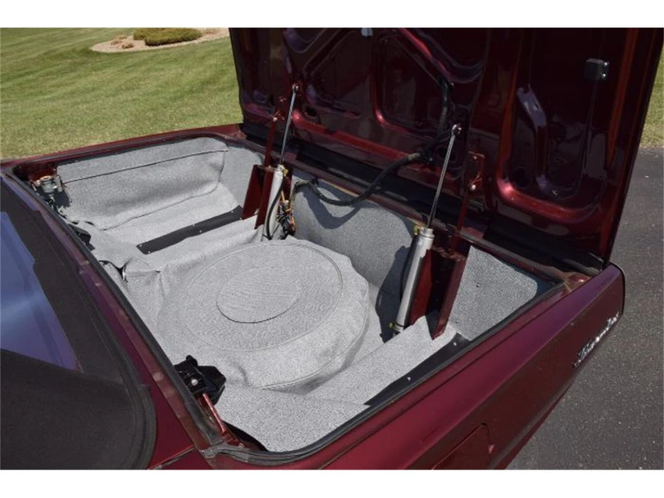 1966 Ford Thunderbird 4th Gen - Image 13 of 26