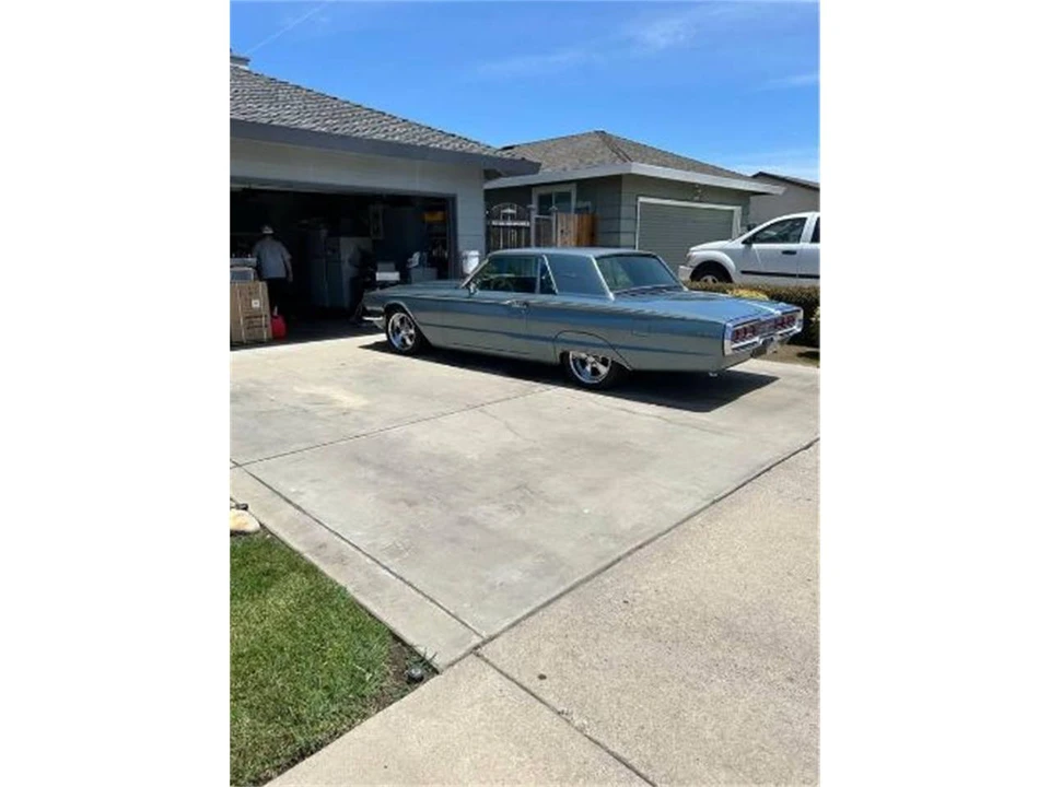 1966 Ford Thunderbird 4th Gen - Image 9 of 13