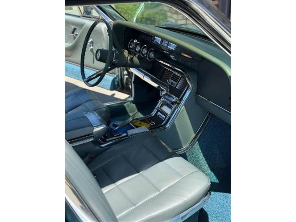 1966 Ford Thunderbird 4th Gen - Image 10 of 13