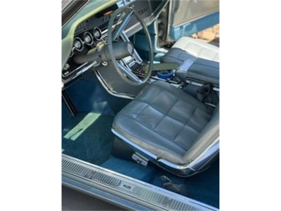 1966 Ford Thunderbird 4th Gen - Image 12 of 13