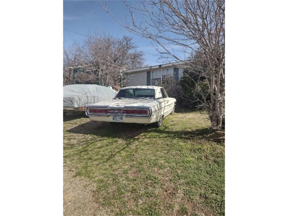 1966 Ford Thunderbird 4th Gen - Image 8 of 9
