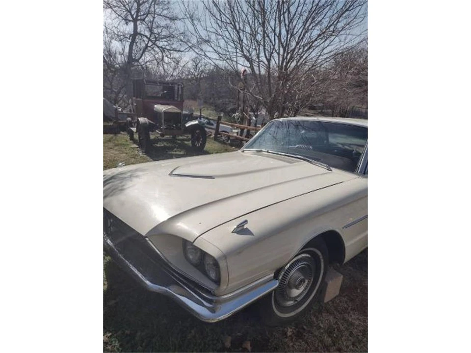 1966 Ford Thunderbird 4th Gen - Image 5 of 9