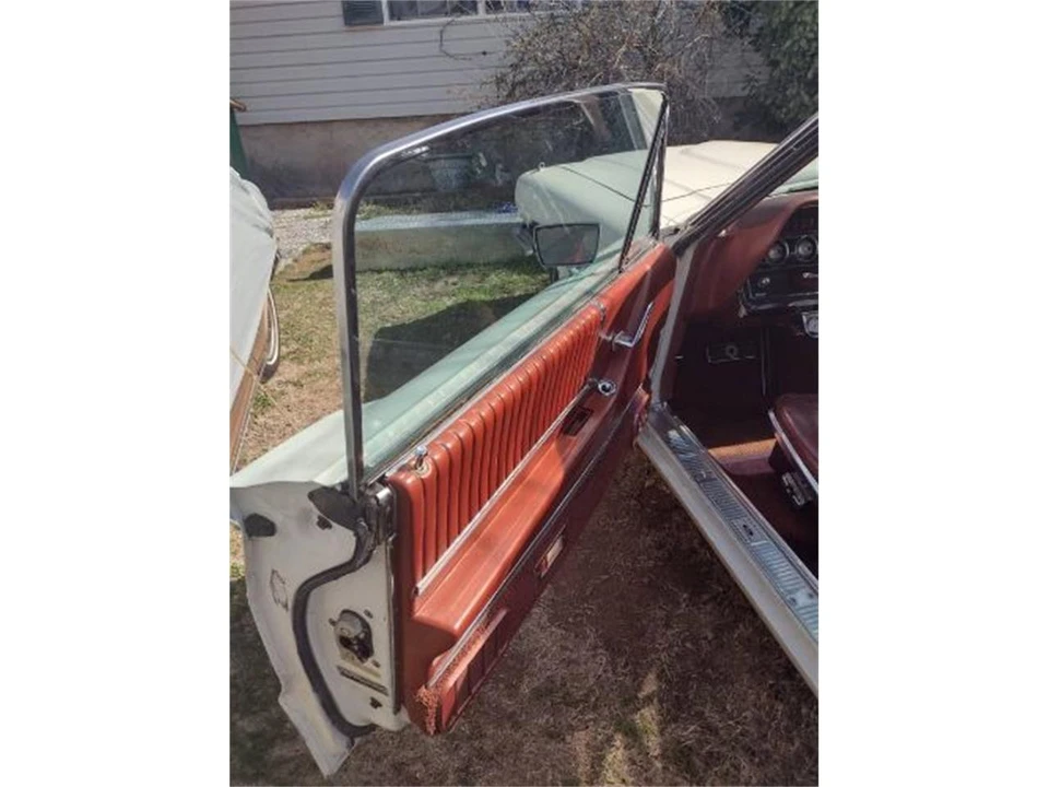 1966 Ford Thunderbird 4th Gen - Image 2 of 9