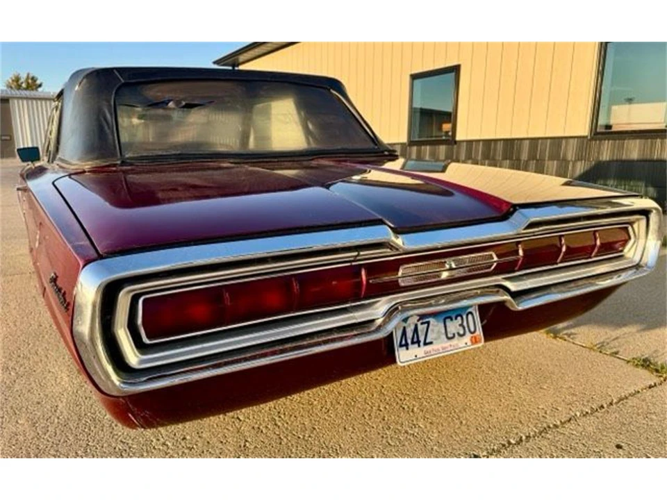 1966 Ford Thunderbird 4th Gen - Image 7 of 9