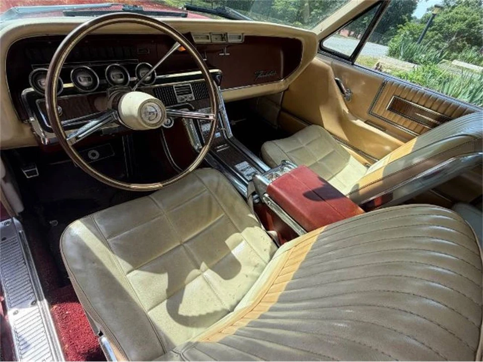 1966 Ford Thunderbird 4th Gen - Image 8 of 17