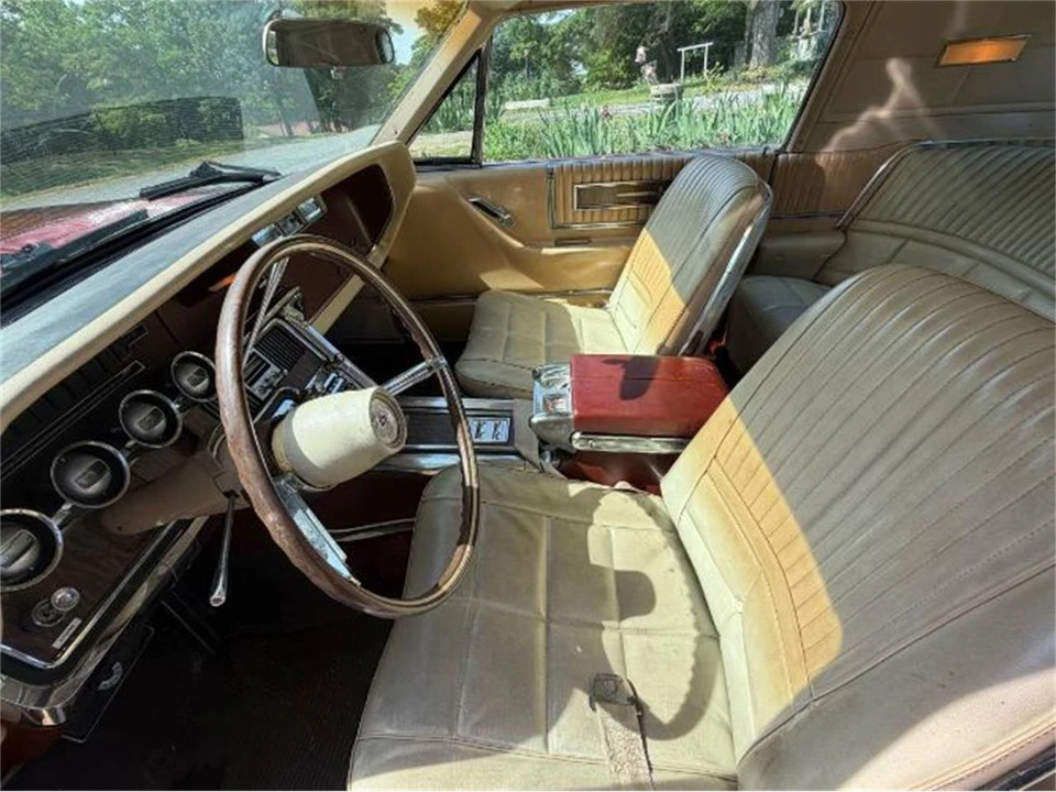 1966 Ford Thunderbird 4th Gen - Image 9 of 17