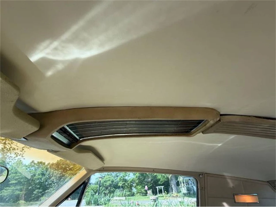 1966 Ford Thunderbird 4th Gen - Image 12 of 17