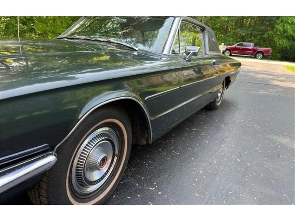 1966 Ford Thunderbird 4th Gen - Image 19 of 21