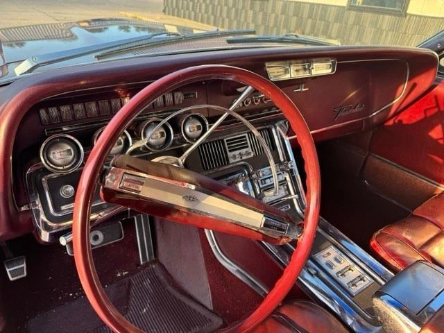 1966 Ford Thunderbird 4th Gen - Image 14 of 18
