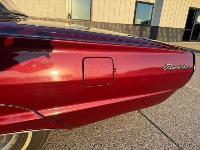 1966 Ford Thunderbird 4th Gen - Image 10 of 18
