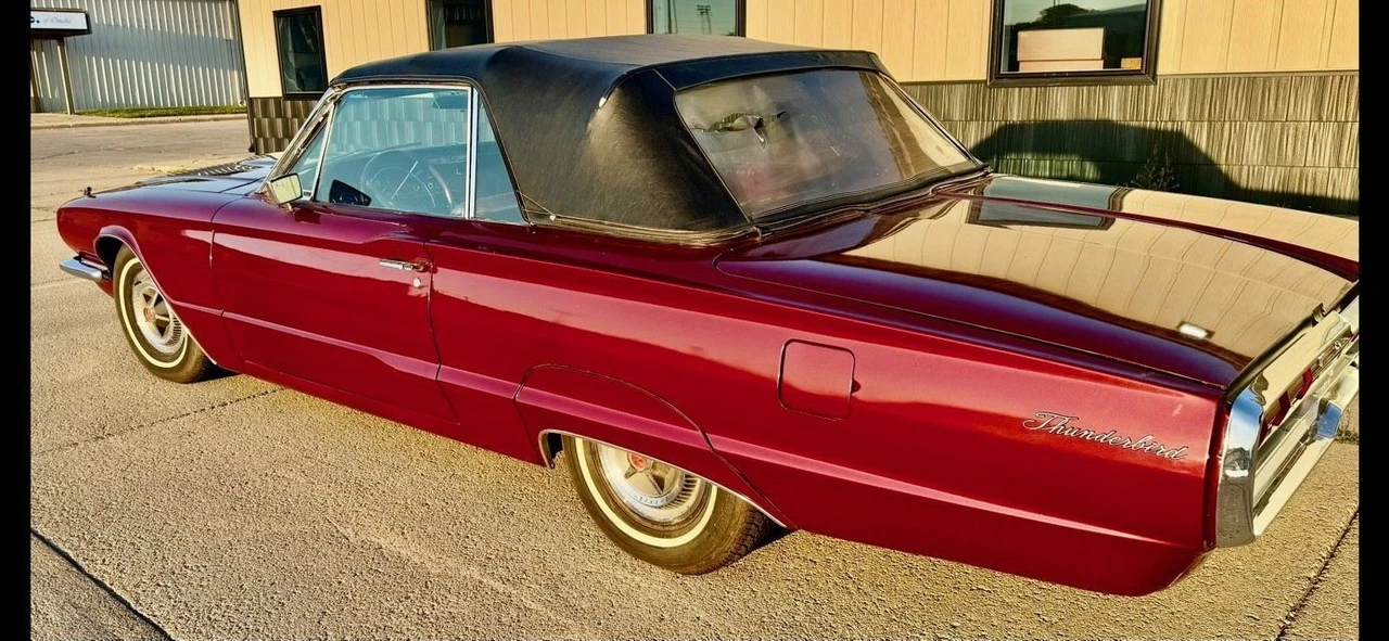 1966 Ford Thunderbird 4th Gen - Image 3 of 18