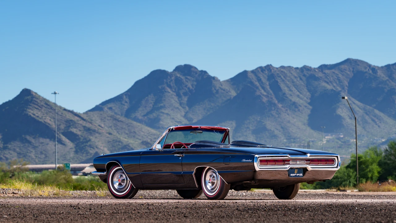 1966 Ford Thunderbird 4th Gen - Image 25 of 31