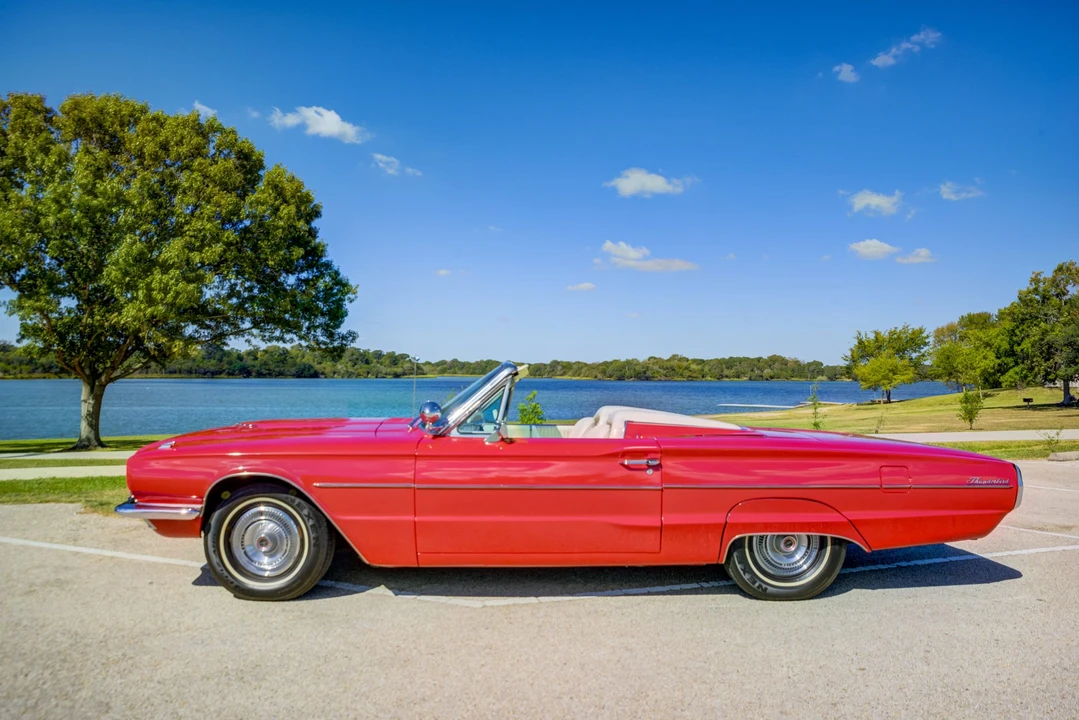 1966 Ford Thunderbird 4th Gen - Image 8 of 31