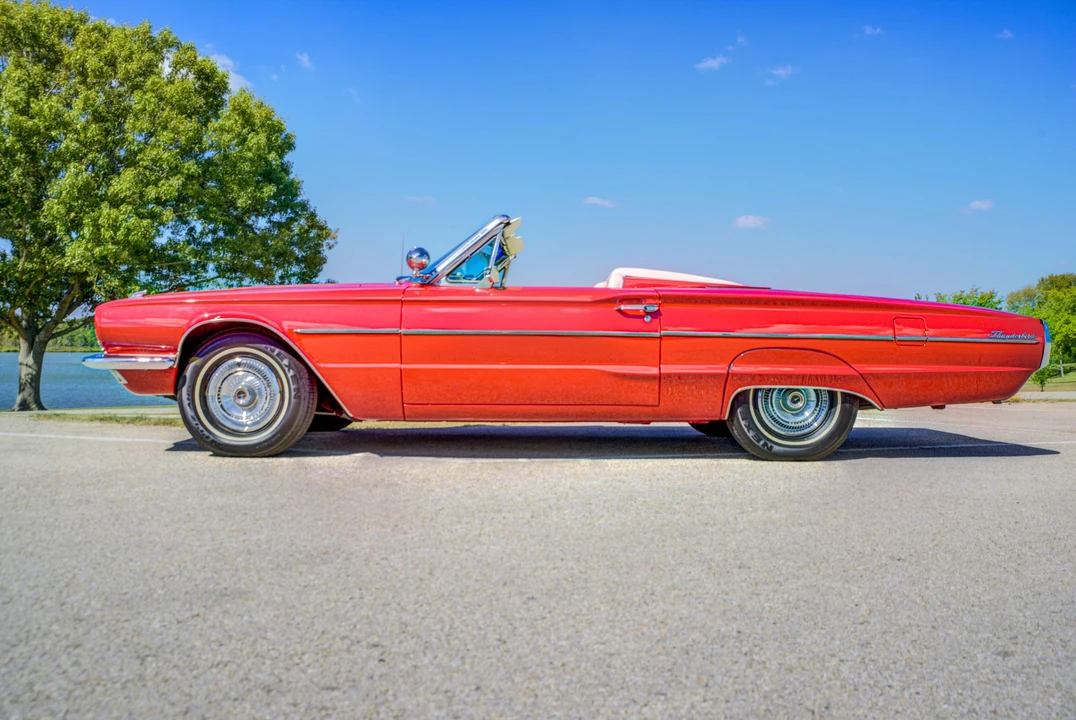 1966 Ford Thunderbird 4th Gen - Image 7 of 31