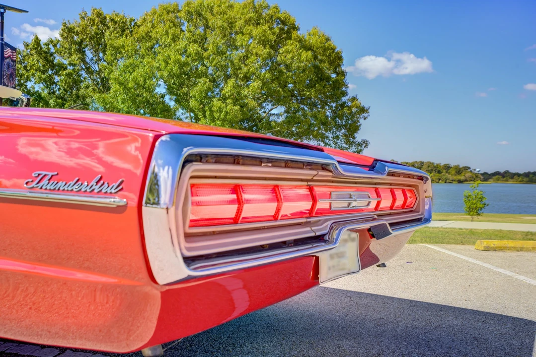 1966 Ford Thunderbird 4th Gen - Image 23 of 31