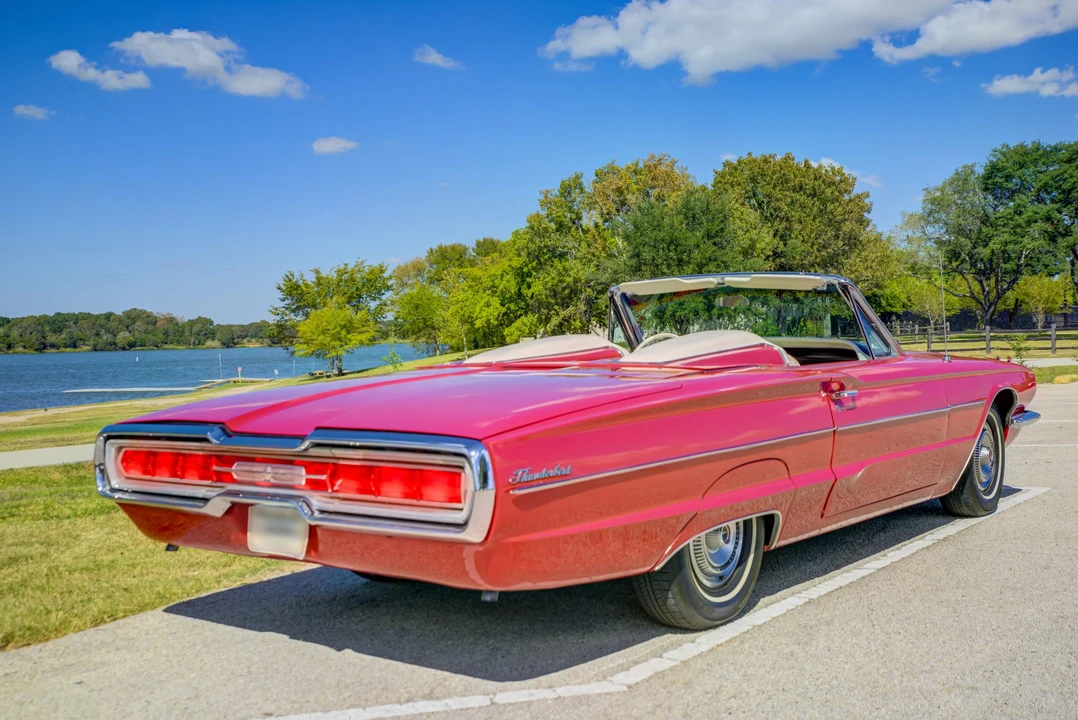 1966 Ford Thunderbird 4th Gen - Image 12 of 31