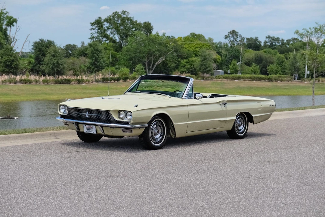 1966 Ford Thunderbird 3rd Gen - Image 5 of 31