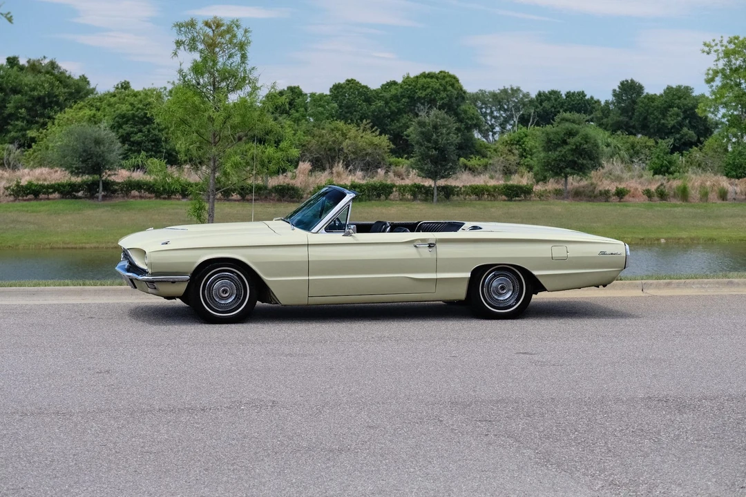 1966 Ford Thunderbird 3rd Gen - Image 7 of 31
