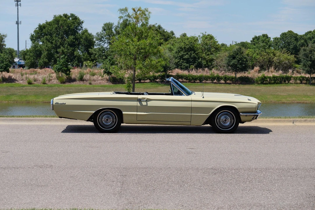 1966 Ford Thunderbird 3rd Gen - Image 19 of 31