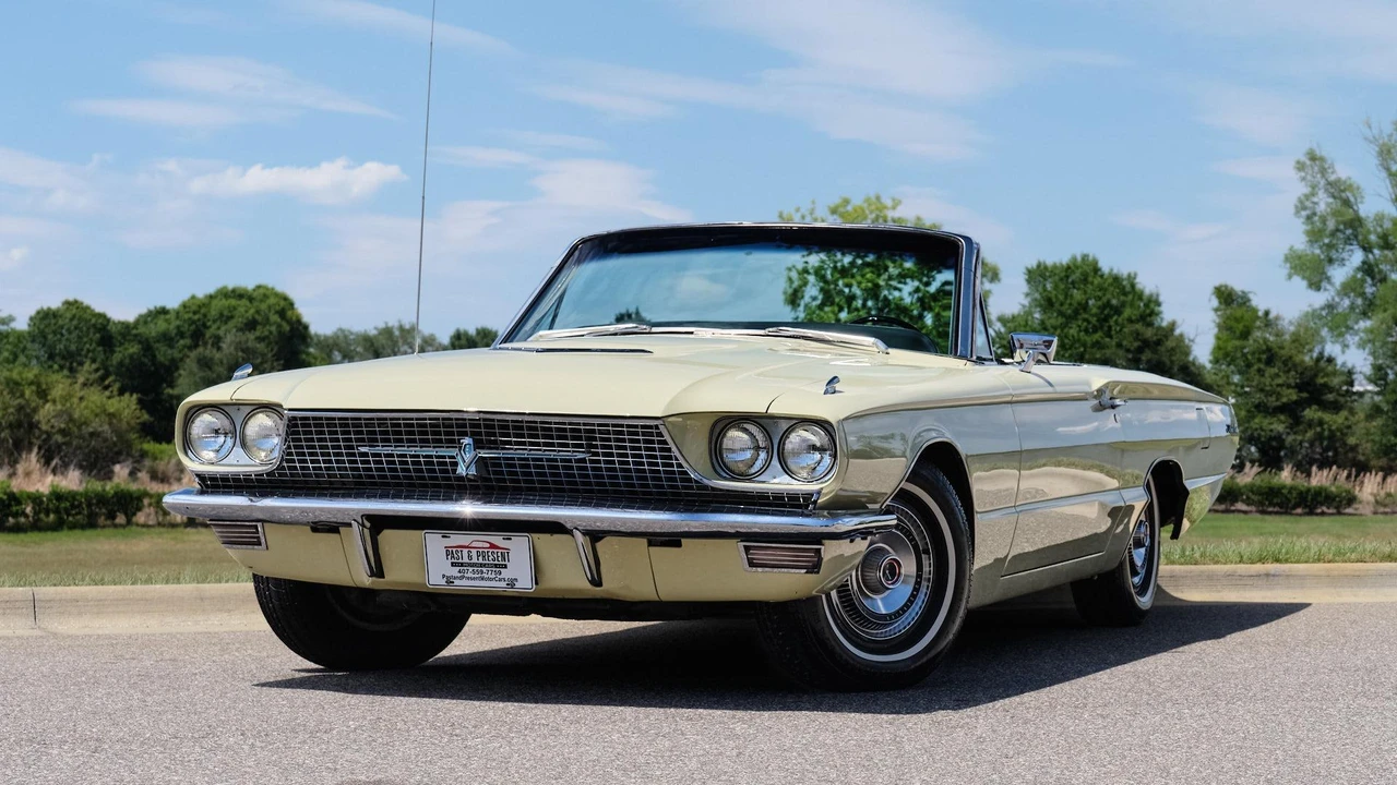 1966 Ford Thunderbird 3rd Gen - Image 3 of 31