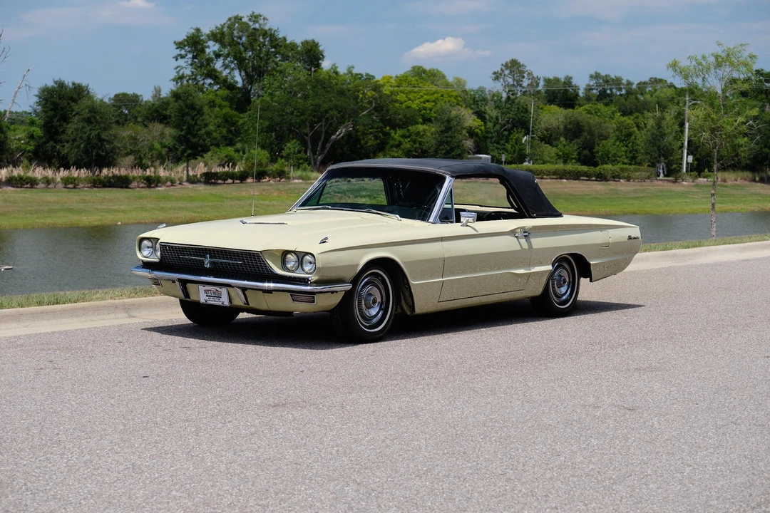 1966 Ford Thunderbird 3rd Gen - Image 26 of 31