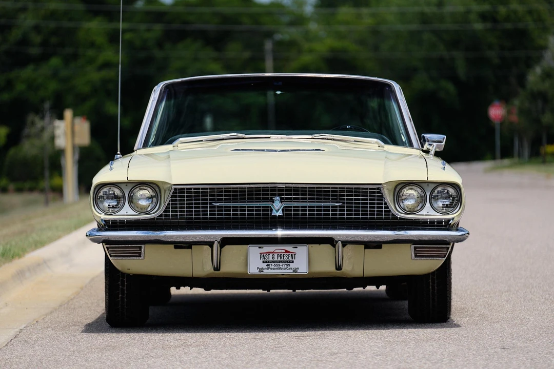 1966 Ford Thunderbird 3rd Gen - Image 25 of 31