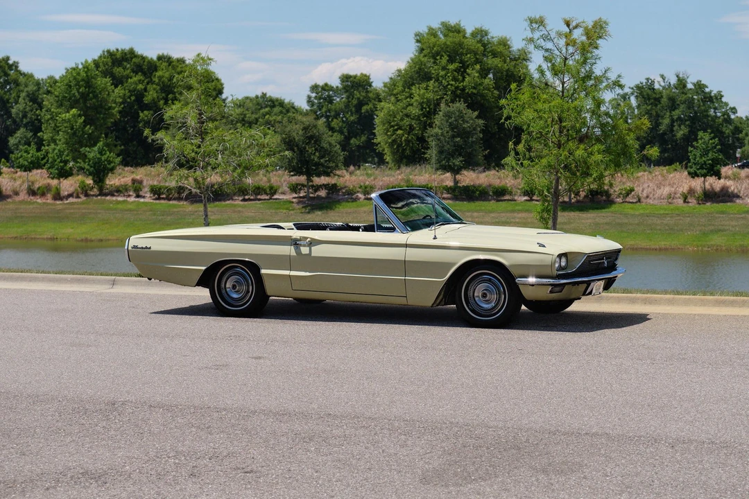 1966 Ford Thunderbird 3rd Gen - Image 21 of 31