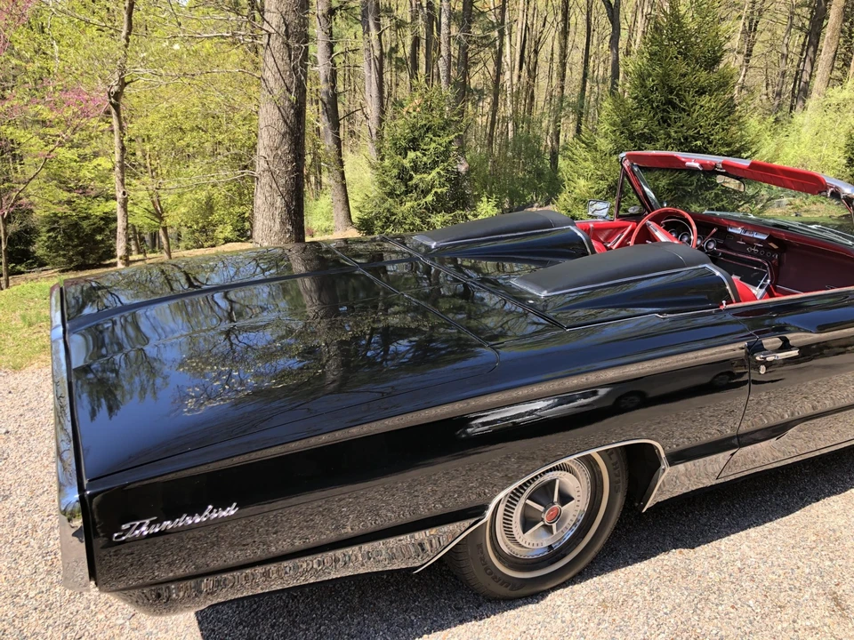 1966 Ford Thunderbird 4th Gen - Image 29 of 31