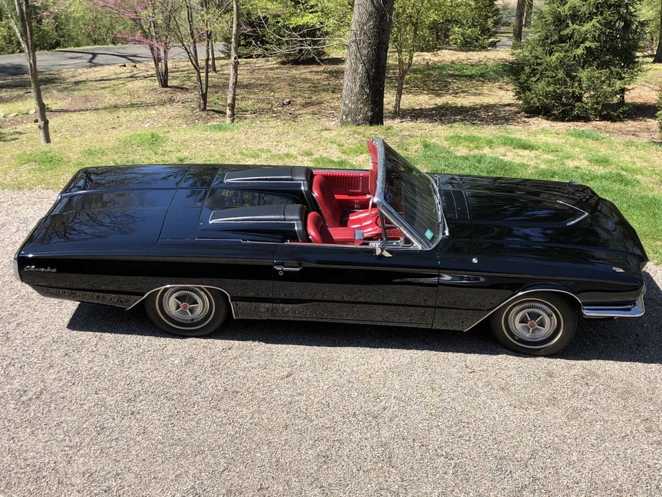 1966 Ford Thunderbird 4th Gen - Image 14 of 31