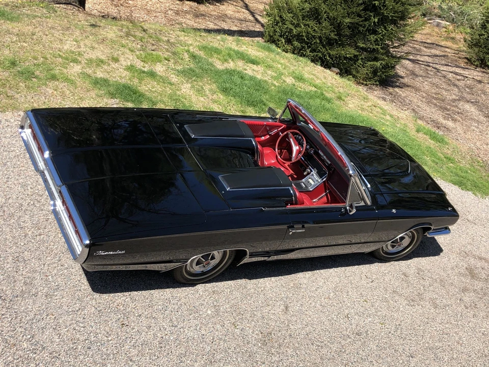 1966 Ford Thunderbird 4th Gen - Image 13 of 31
