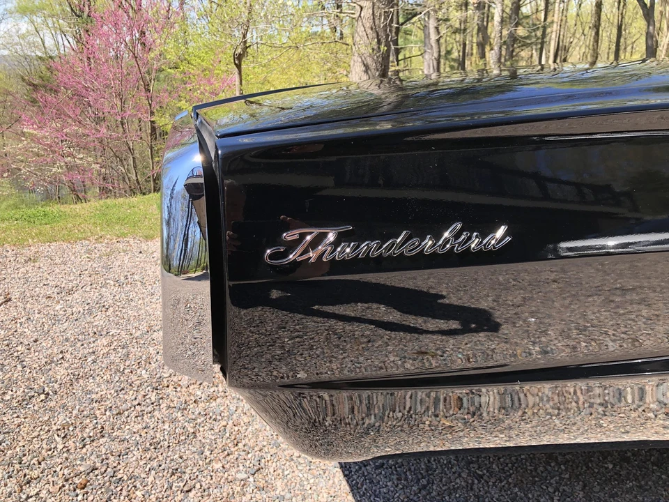 1966 Ford Thunderbird 4th Gen - Image 28 of 31