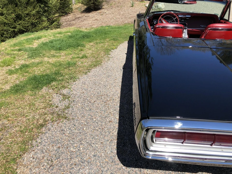 1966 Ford Thunderbird 4th Gen - Image 24 of 31
