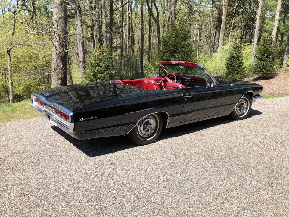 1966 Ford Thunderbird 4th Gen - Image 12 of 31